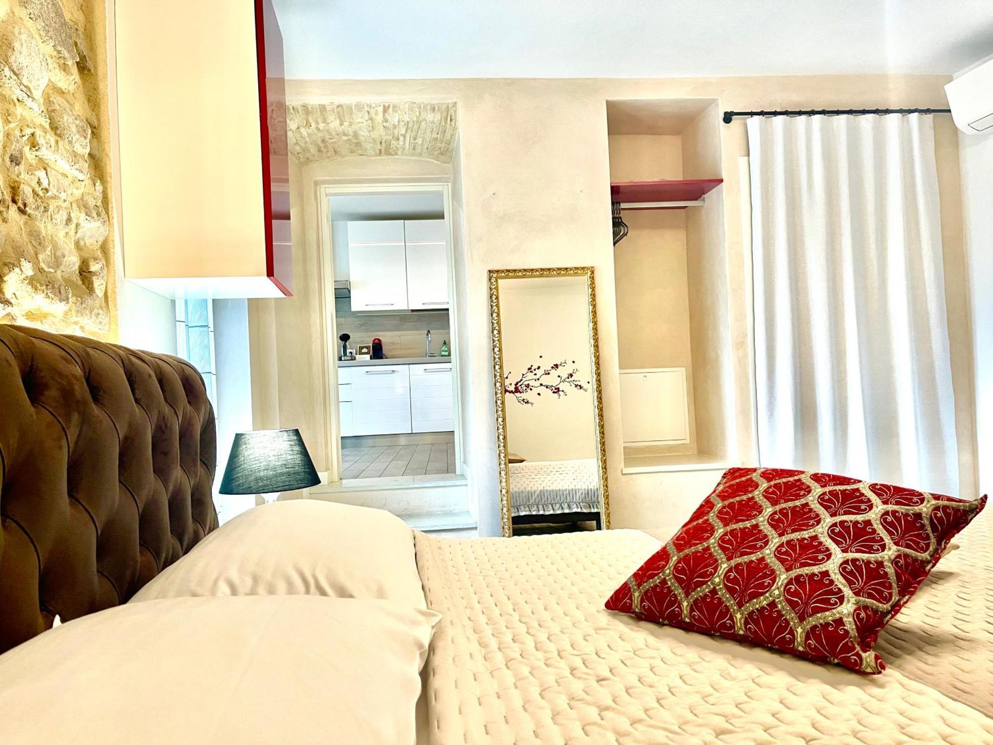 Dimora Di Charme Peschiera Del Garda Apartment ภายนอก รูปภาพ